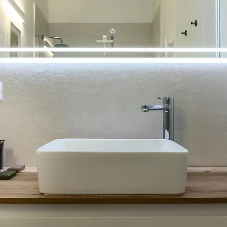 2 Bedrooms De Angeli - 20 Minuti Dal Salone Del Mobile * Milan