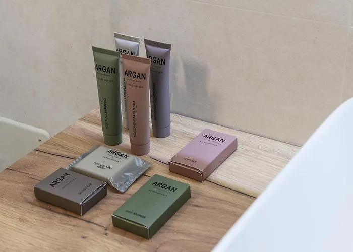 Lägenhet 2 Bedrooms De Angeli - 20 Minuti Dal Salone Del Mobile